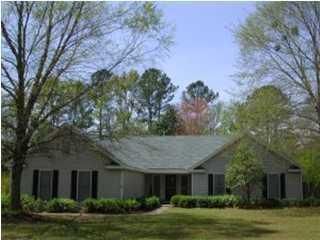 795 Wakendaw Blvd, Mount Pleasant, SC 29464