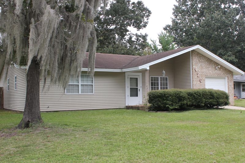 420 Temple Rd, Ladson, SC 29456