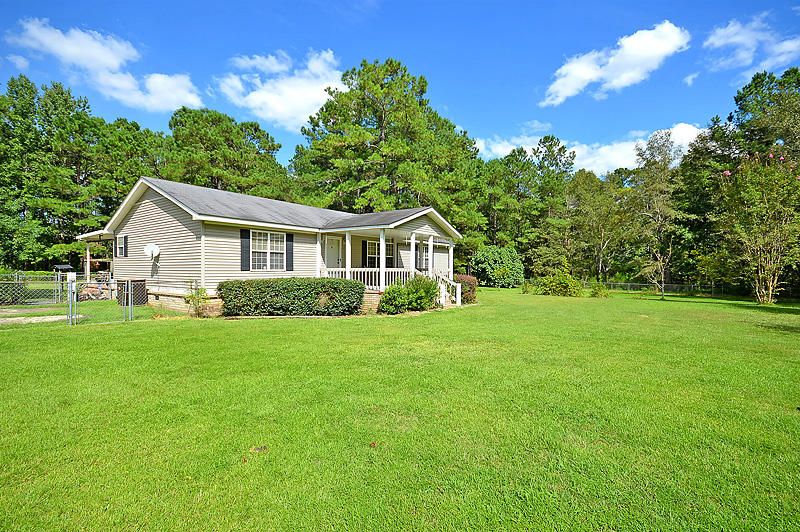 209 Lazy Hill Rd, Moncks Corner, SC 29461