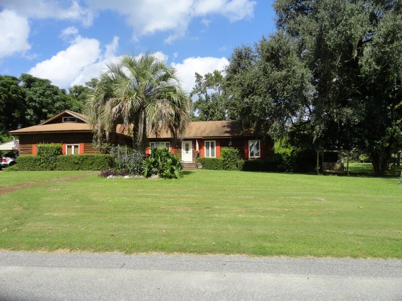 131 Middleton Dr, Goose Creek, SC 29445