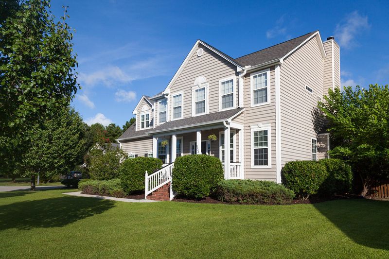 2233 Salt Wind Way, Mount Pleasant, SC 29466