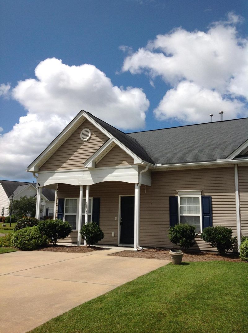 1203 River Rock Rd, Hanahan, SC 29410
