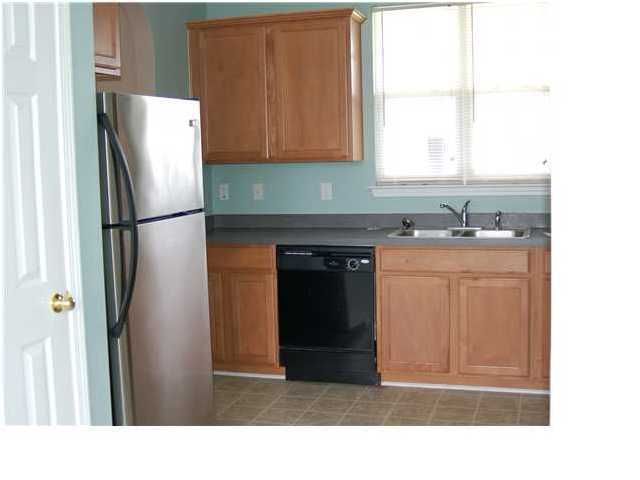 229 Killarney Trl, Moncks Corner, SC 29461