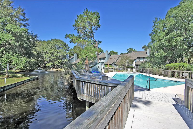 1134 Shadow Lake Cir, Mount Pleasant, SC 29464