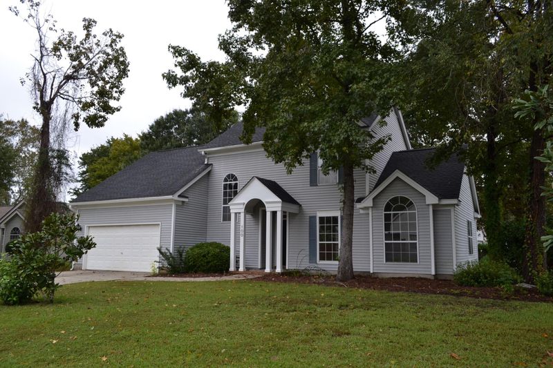 100 Turnbury Rd, Goose Creek, SC 29445