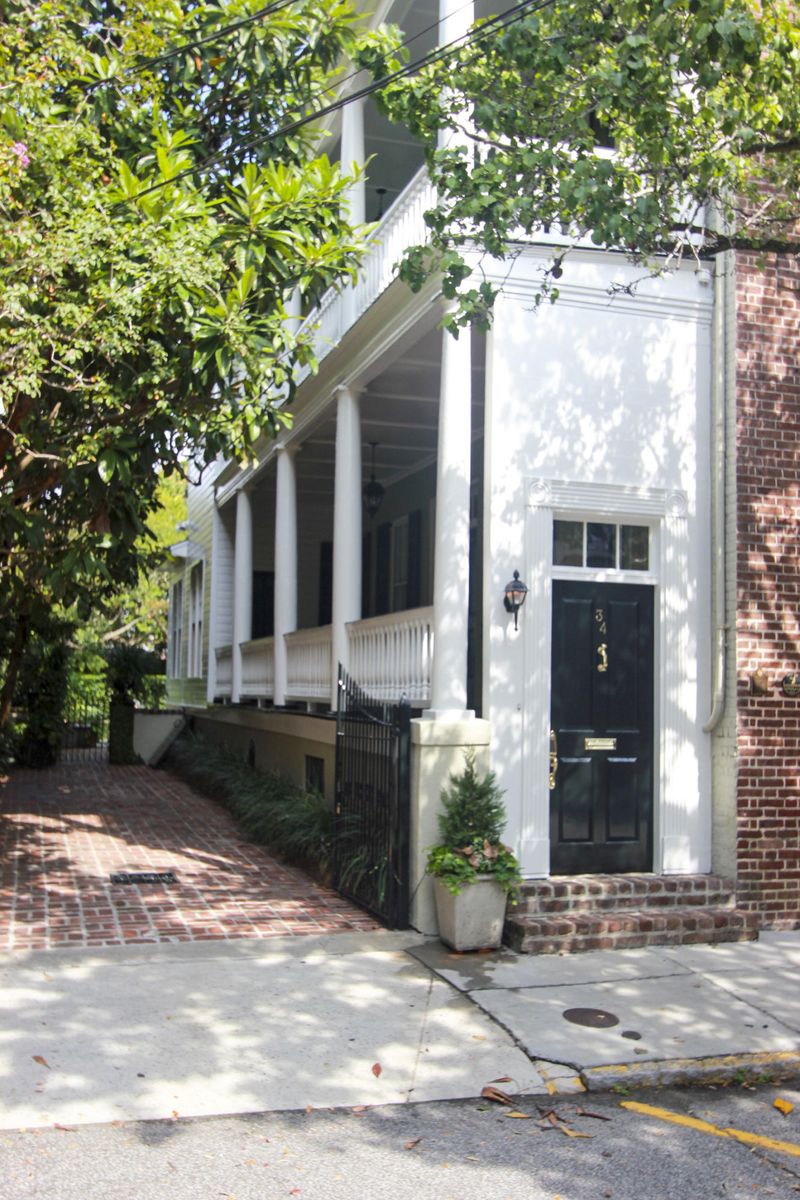 34 Hasell St, Charleston, SC 29401