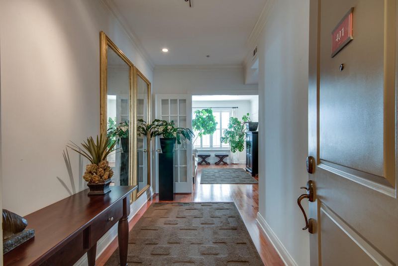 21 George St #401, Charleston, SC 29401