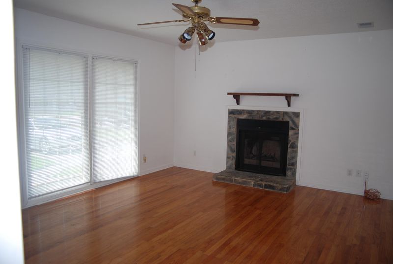 108 Blossom St, Goose Creek, SC 29445