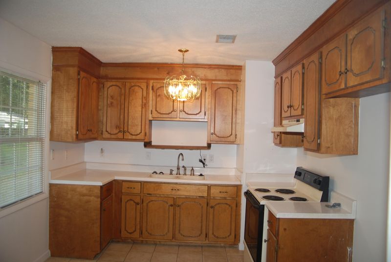 108 Blossom St, Goose Creek, SC 29445
