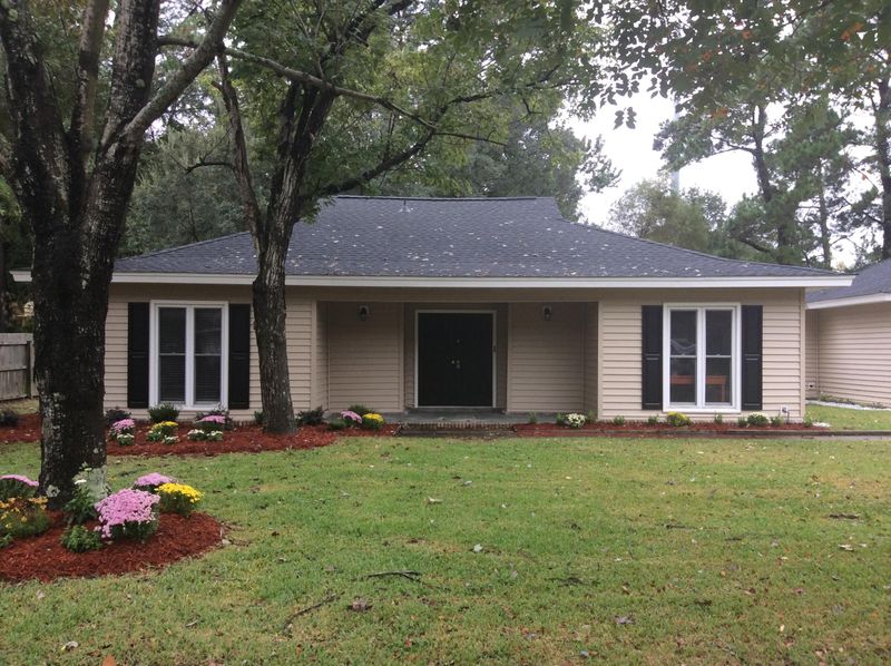 1804 Banbury Rd, Charleston, SC 29414