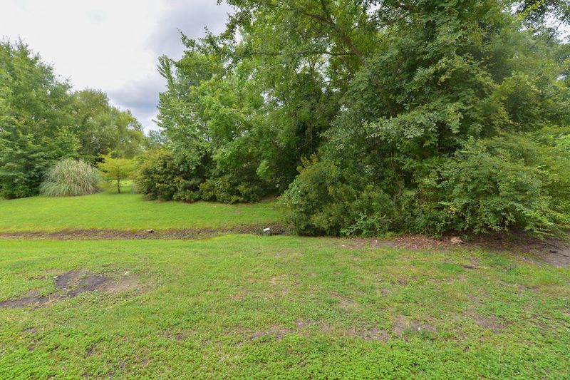 45 Sycamore Ave #916, Charleston, SC 29407