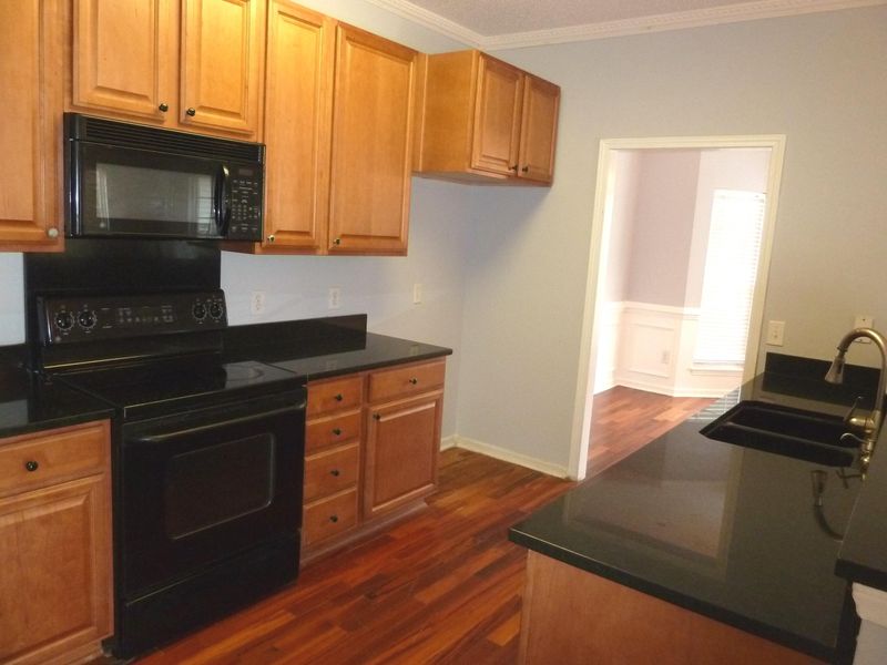 208 Seneca River Dr, Summerville, SC 29485