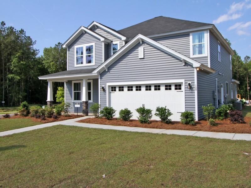 227 Secretariat Dr, Moncks Corner, SC 29461