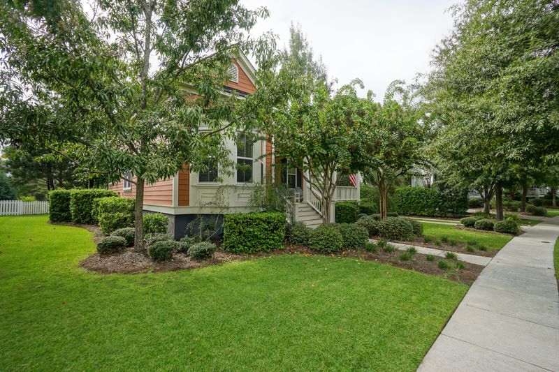 1140 Blakeway St, Daniel Island, SC 29492