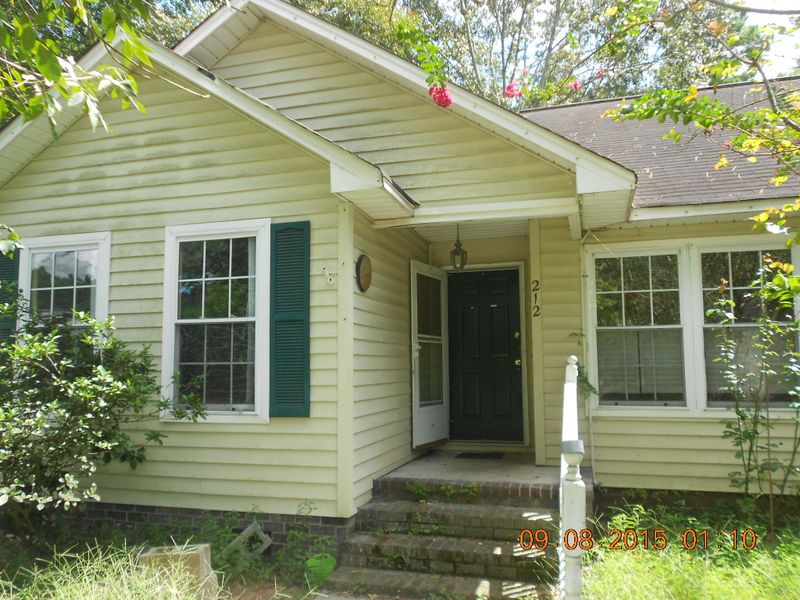 212 Trestlewood Dr, Summerville, SC 29483
