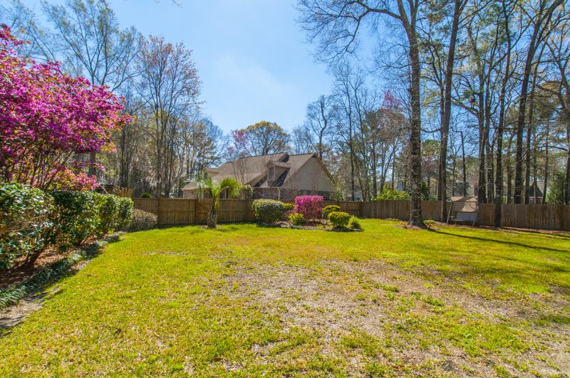 101 Stratford Dr, Goose Creek, SC 29445