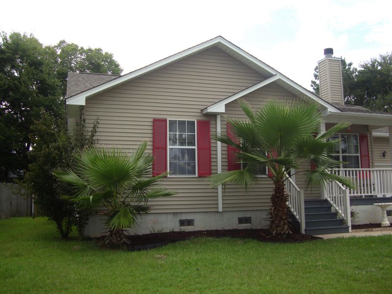 131 Mossy Oaks Ave, Goose Creek, SC 29445