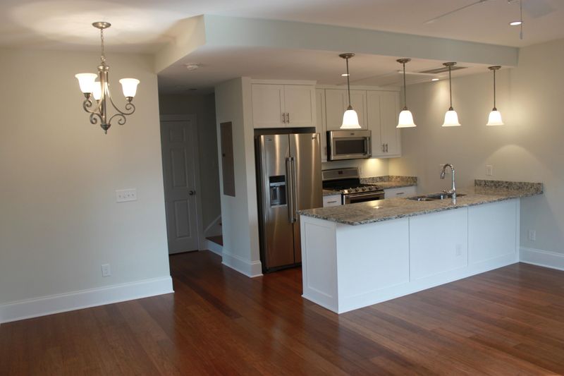 60 Dereef Ct, Charleston, SC 29403