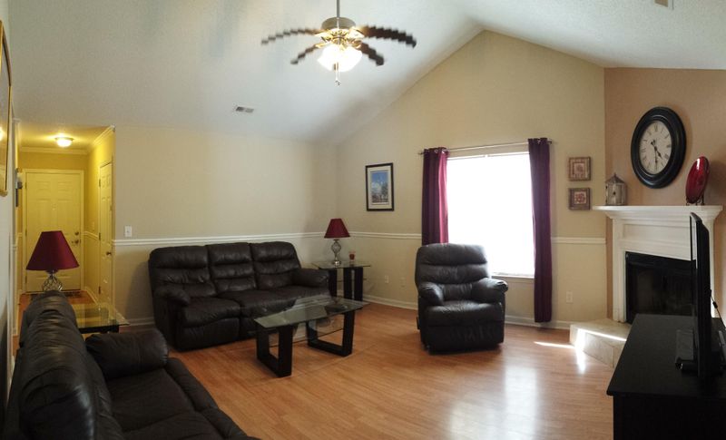 220 Birmingham Dr, Summerville, SC 29483