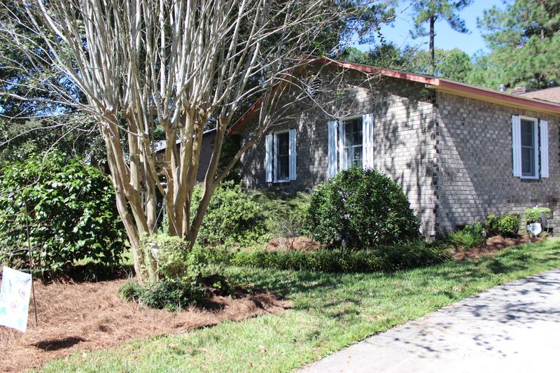 215 Braly Dr, Summerville, SC 29485