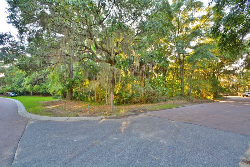 2606 Seabrook Island Rd, Seabrook Island, SC 29455