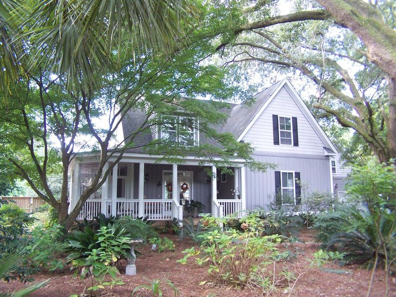 107 Tea Farm Rd, Summerville, SC 29483