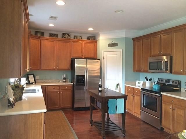 194 Weeping Cypress Dr, Moncks Corner, SC 29461