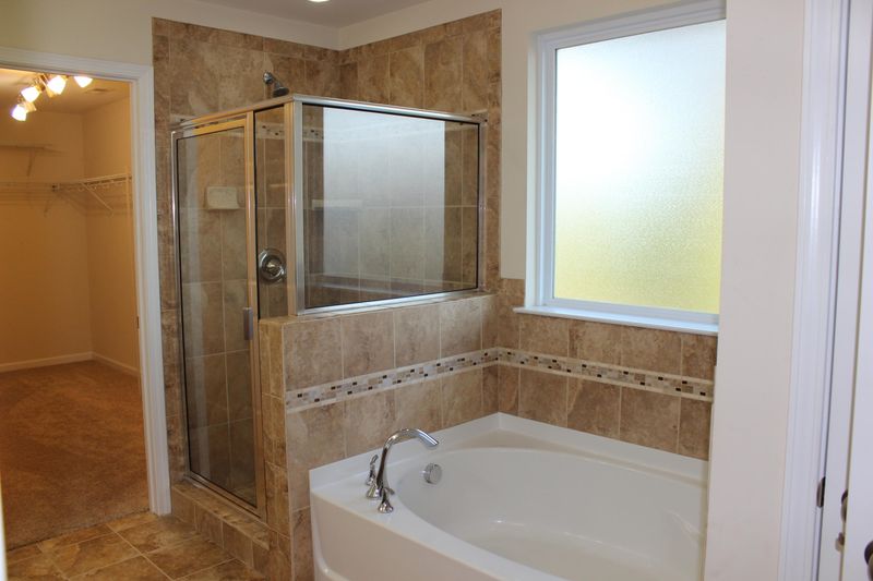 337 Sanctuary Park Dr, Summerville, SC 29483