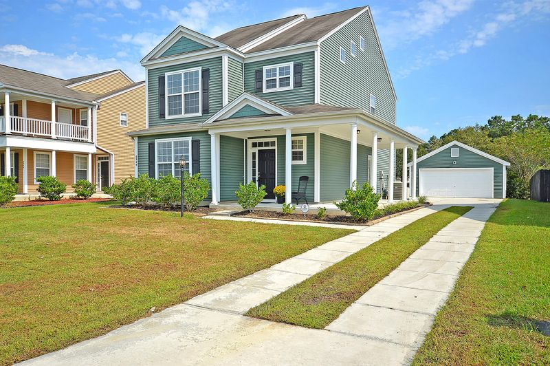 8944 N Red Maple Cir, Summerville, SC 29485