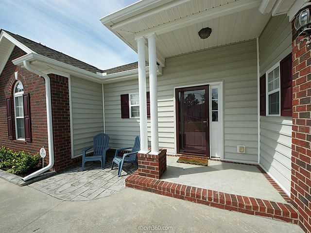 7825 Lumberton Rd, North Charleston, SC 29418
