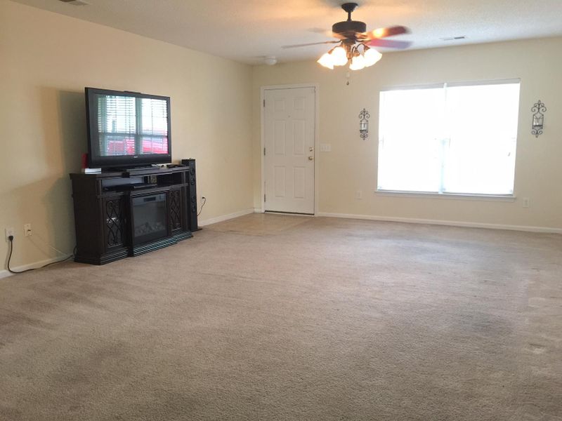 2041 Clipstone Dr, Ladson, SC 29456