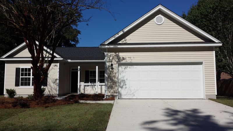 8 Inverary Ct, Charleston, SC 29414
