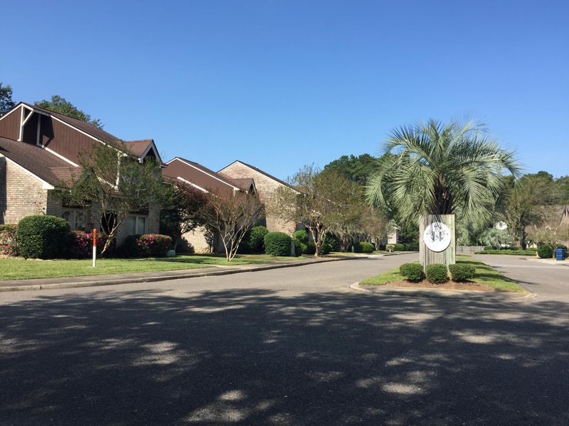 40 Brighton Cir, Charleston, SC 29414