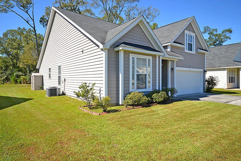 8027 Hyannis Ct, North Charleston, SC 29420