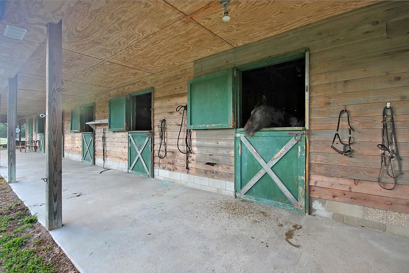 1603 Santee River Rd, Saint Stephen, SC 29479