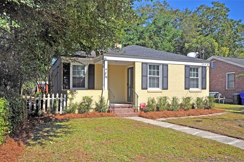 28 Lyttleton St, Charleston, SC 29407