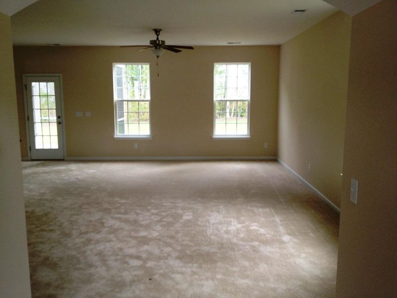 7698 High Maple Cir, North Charleston, SC 29418
