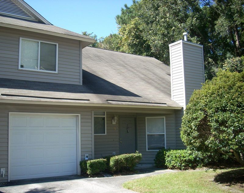 940 E Estates Blvd #H, Charleston, SC 29414
