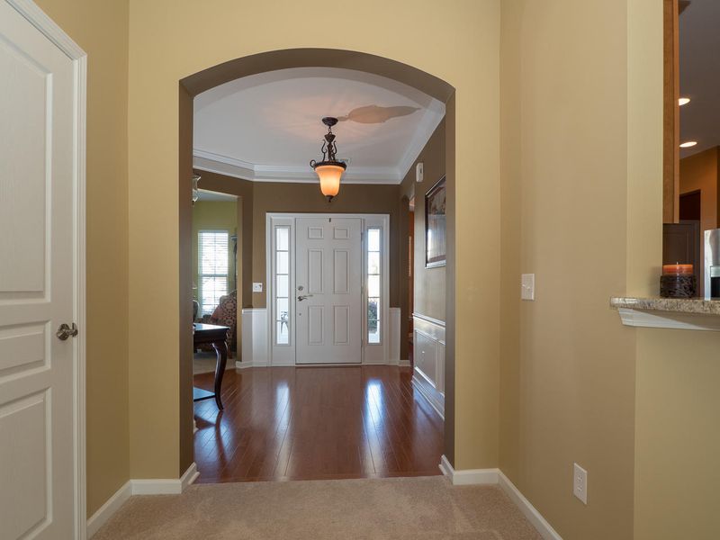 317 Spyglass Dr, Summerville, SC 29483