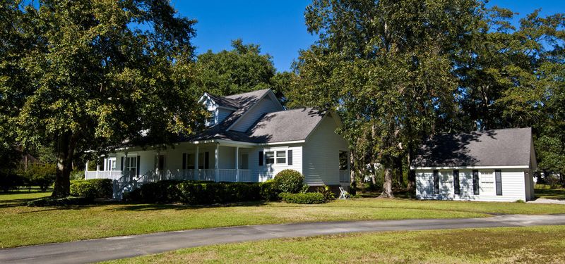 1866 Omni Blvd, Mount Pleasant, SC 29466