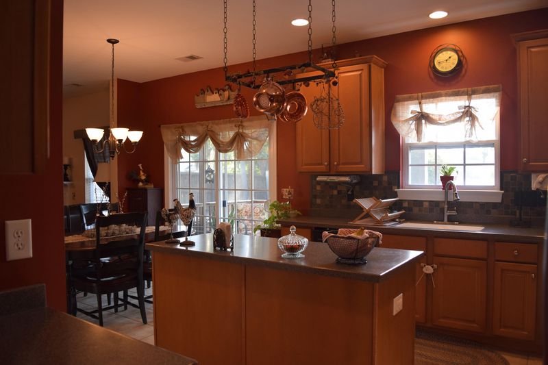 5259 Mulholland Dr, Summerville, SC 29485