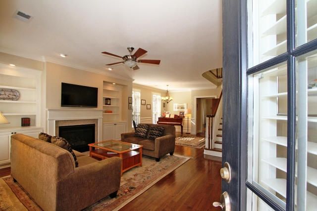 2835 Treadwell St, Mount Pleasant, SC 29466