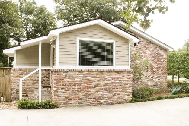1342 Ashley Hall Rd, Charleston, SC 29407