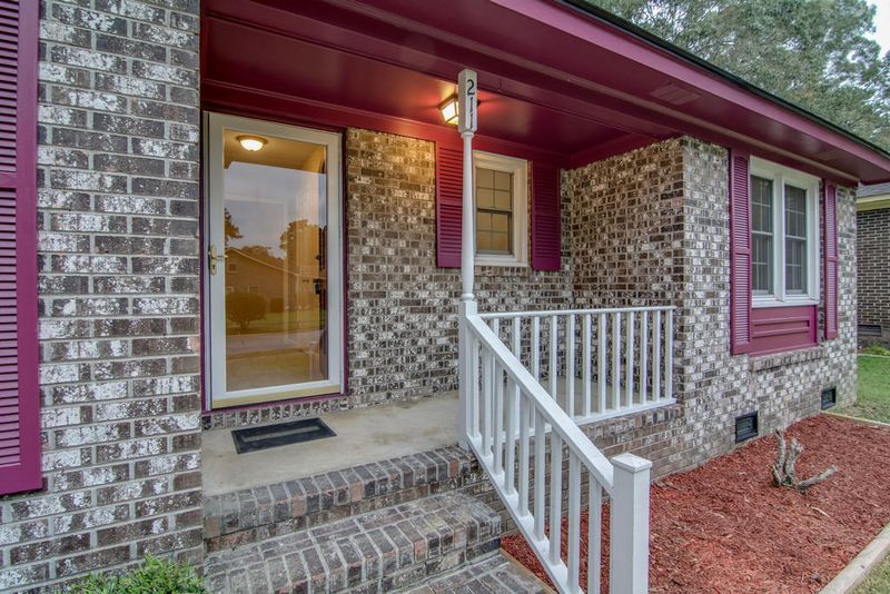 211 Lodgepole Rd, Ladson, SC 29456