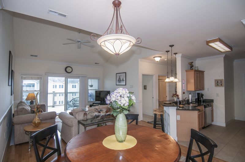1984 Folly Rd #A 303, Charleston, SC 29412
