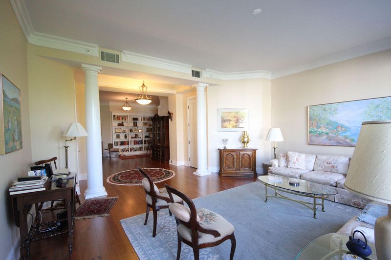 2 Wharfside St #2-A, Charleston, SC 29401