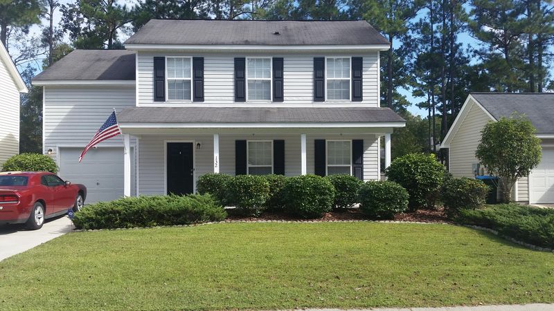 132 Trickle Dr, Summerville, SC 29483