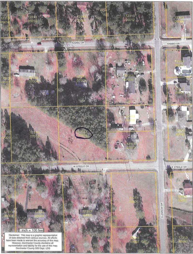 118 W Steele West Dr, Summerville, SC 29483