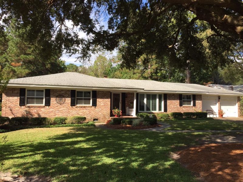 1236 Brookside Dr, Hanahan, SC 29410