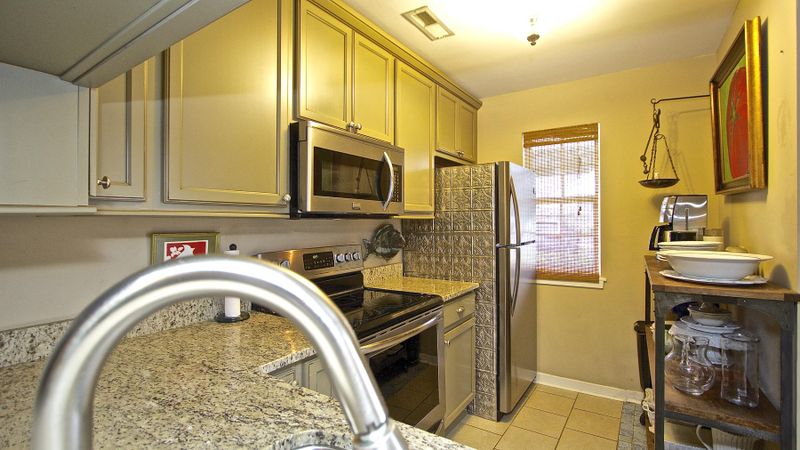 242 Stefan Dr #A, James Island, SC 29412